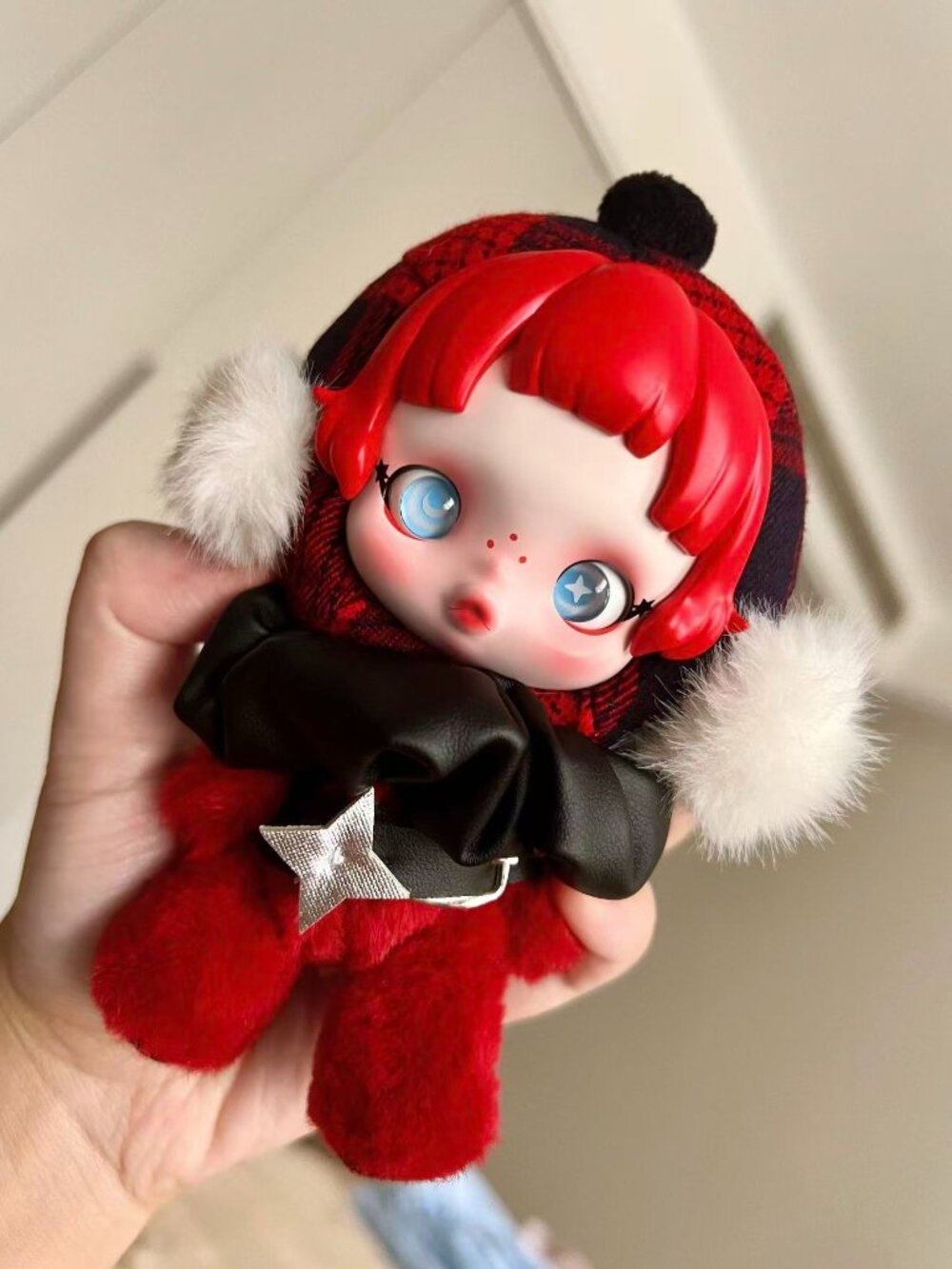 Skull Panda 1.0 Winter Symphony Confirmed Collectible Rock On - Picture 2 of 4